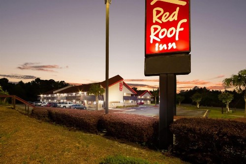 Red Roof Inn Columbia East - Fort Jackson - image 12