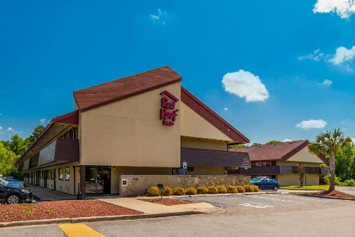 Red Roof Inn Columbia East - Fort Jackson - image 16
