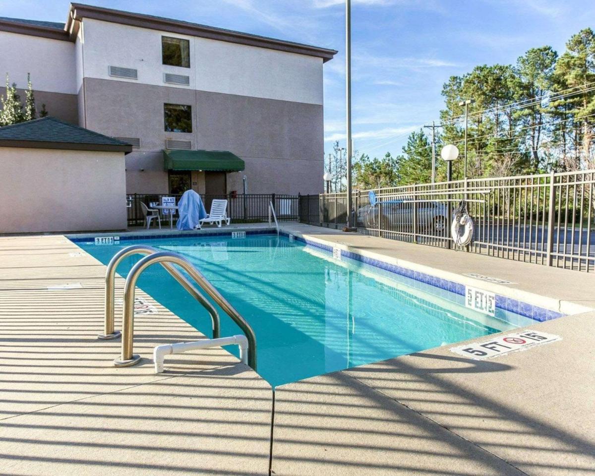 Sleep Inn Near Ft. Jackson - image 6