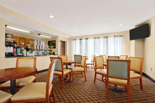 Ramada Limited - Columbia - image 14