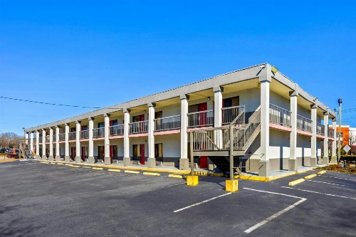 Americas Best Value Inn Fort Jackson - image 23