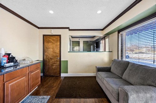 Americas Best Value Inn Fort Jackson - image 6