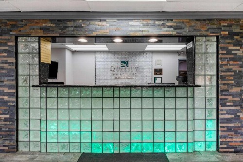 Quality Inn & Suites Ft. Jackson Maingate - image 21