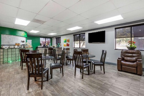 Quality Inn & Suites Ft. Jackson Maingate - image 3