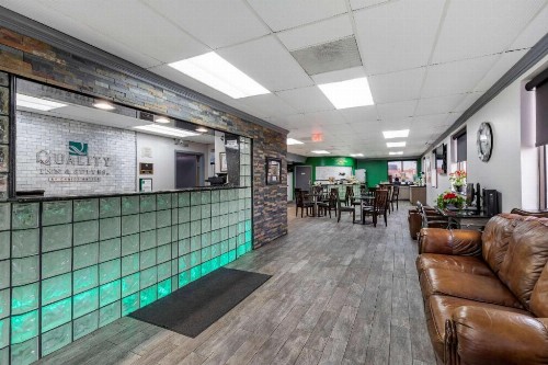 Quality Inn & Suites Ft. Jackson Maingate - image 5