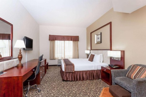 Baymont by Wyndham Columbia Fort Jackson - image 15