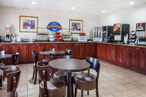 Baymont by Wyndham Columbia Fort Jackson - image 30