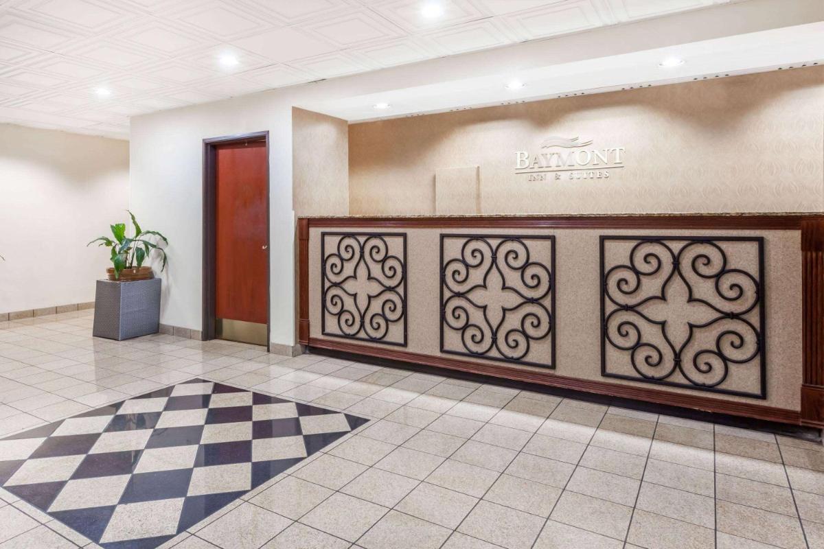 Baymont by Wyndham Columbia Fort Jackson - image 7