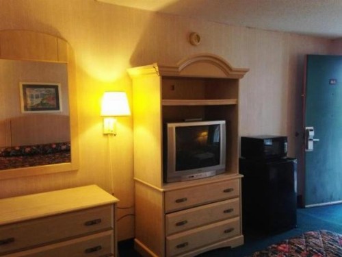 Royal Inn Columbia/Fort Jackson - image 3