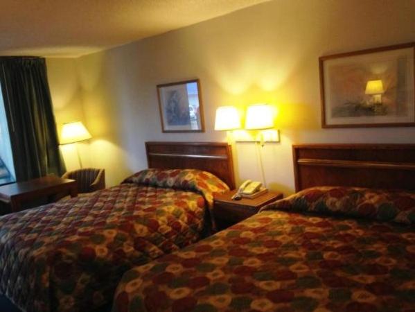Royal Inn Columbia/Fort Jackson - image 4