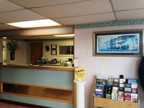 Royal Inn Columbia/Fort Jackson - image 8