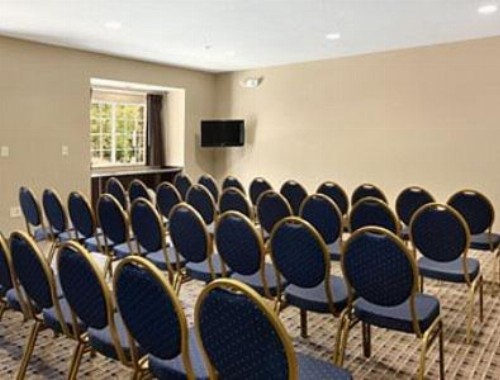 Microtel Inn & Suites by Wyndham Columbia - image 25