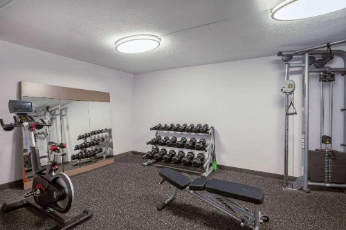 Red Lion Inn & Suites Columbia NE Ft Jackson - image 7