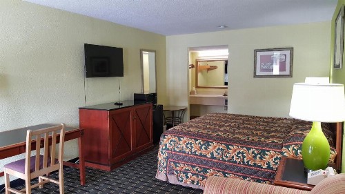 American Inn Columbia - image 7