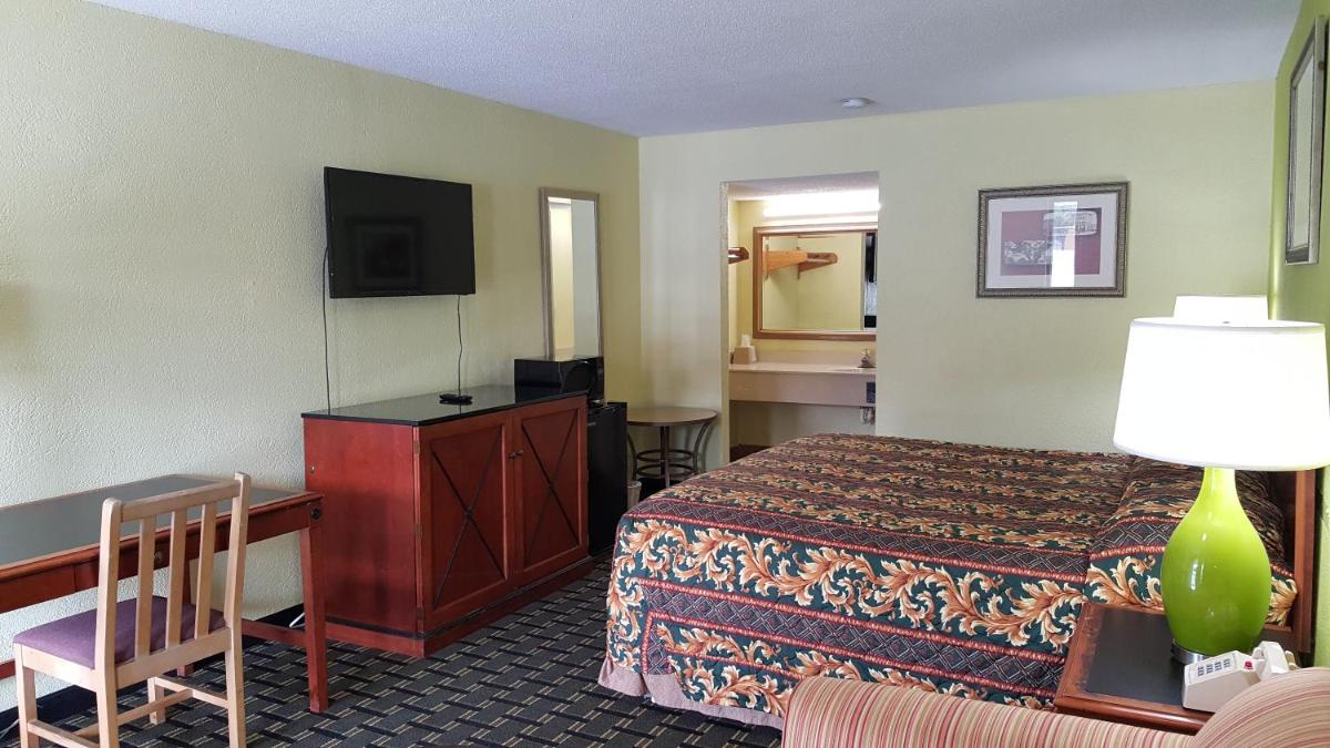 American Inn Columbia - image 7