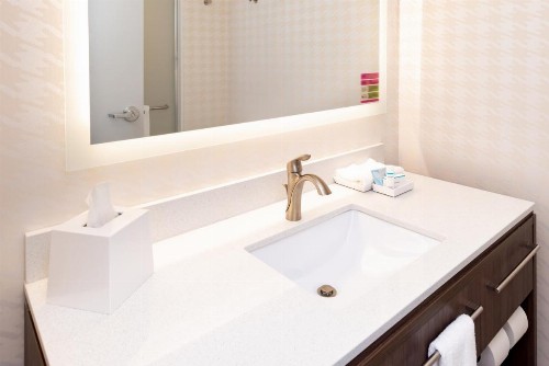 Home2 Suites by Hilton Columbia Downtown - image 27
