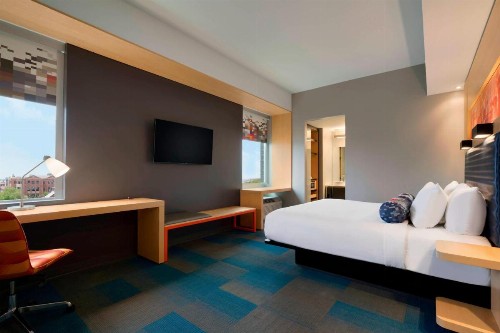Aloft Columbia Downtown - image 12
