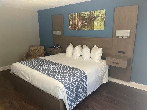 OYO Hotel Columbia SC Northeast - image 10