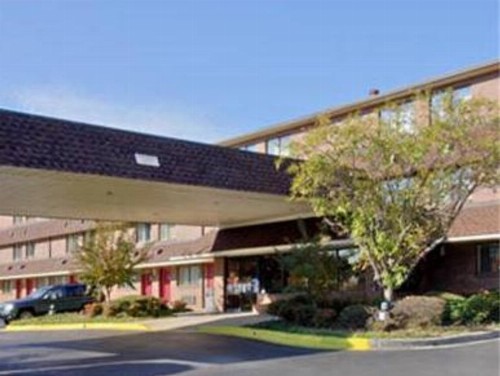 Quality Inn & Suites Columbia