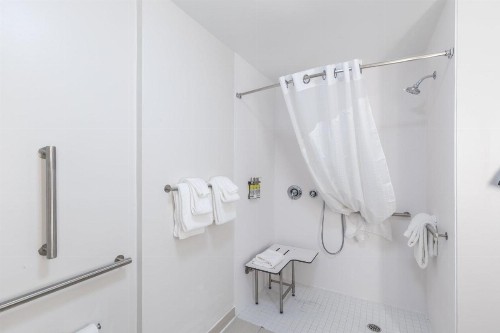 Holiday Inn Express & Suites - Columbia Downtown â The Vista - image 45