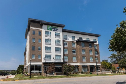 Holiday Inn Express & Suites - Columbia Downtown â The Vista - image 7