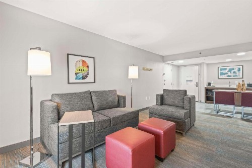 Hampton Inn Columbus-North - image 15
