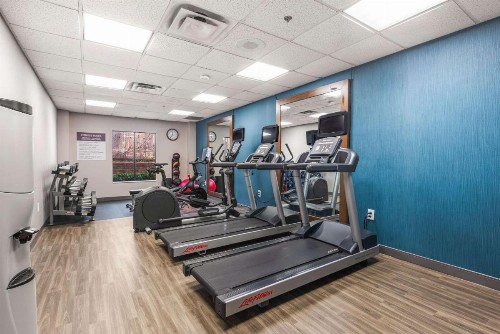 Hampton Inn Columbus-North - image 27