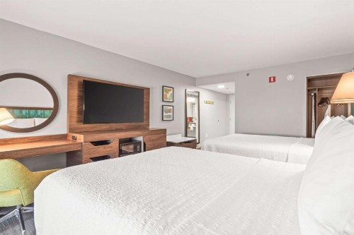Hampton Inn Columbus-North - image 30