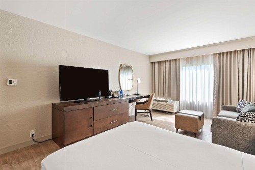 DoubleTree by Hilton Columbus - image 22