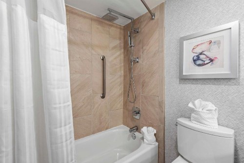 DoubleTree by Hilton Columbus - image 27