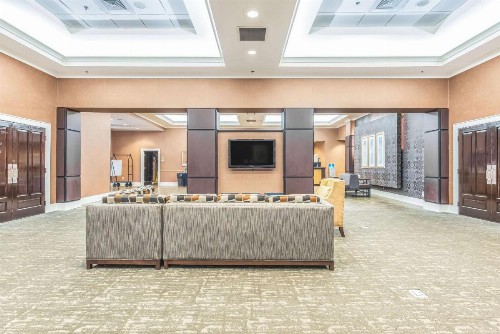 DoubleTree by Hilton Columbus - image 3