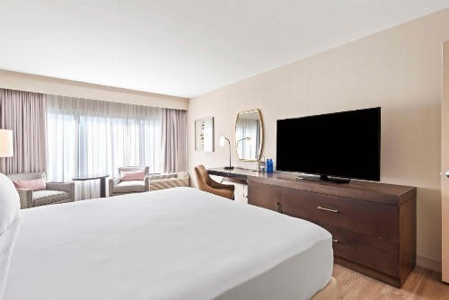 DoubleTree by Hilton Columbus - image 31