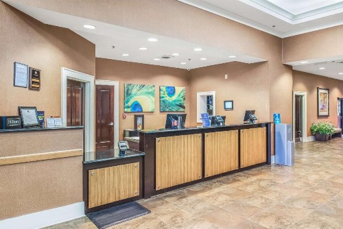 DoubleTree by Hilton Columbus - image 7