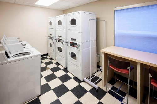 TownePlace Suites Columbus - image 2