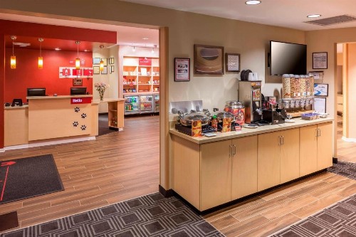 TownePlace Suites Columbus - image 24