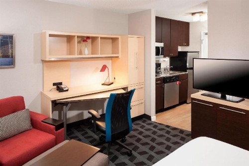 TownePlace Suites Columbus - image 26