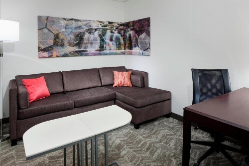 SpringHill Suites Columbus - image 10