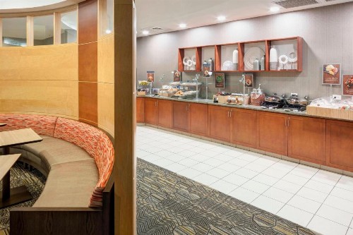 SpringHill Suites Columbus - image 20