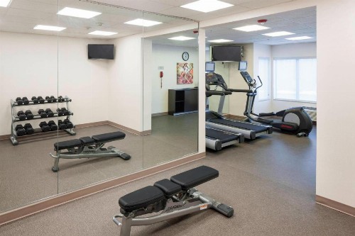 SpringHill Suites Columbus - image 24