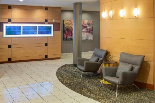 SpringHill Suites Columbus - image 4