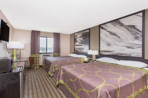 Super 8 by Wyndham Columbus Airport - image 25