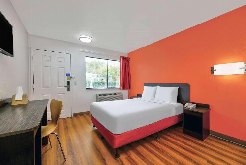 Motel 6-Columbus GA - image 10