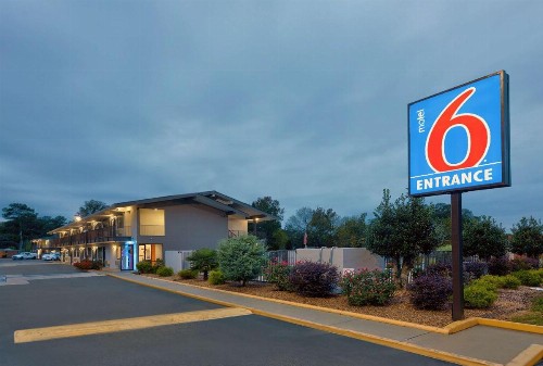 Motel 6-Columbus GA - image 3