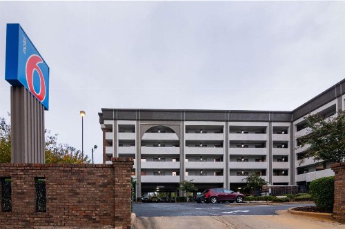 Motel 6-Columbus GA - Downtown - image 5