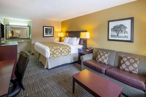 Baymont by Wyndham Columbus GA - image 19