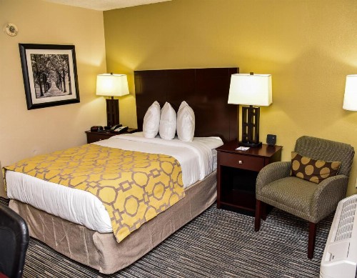 Baymont by Wyndham Columbus GA - image 36