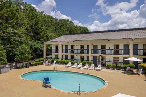 Baymont by Wyndham Columbus GA - image 5