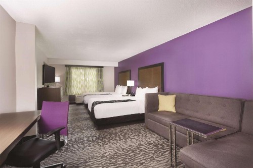 La Quinta by Wyndham Columbus North - image 11