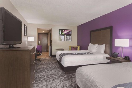 La Quinta by Wyndham Columbus North - image 16