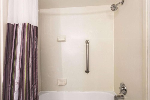 La Quinta by Wyndham Columbus North - image 31